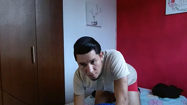 Snapshot of top_jax1 chatting on February 18, 2026, 11:01 pm top jax1 online show from February 18, 2026, 11:01 pm