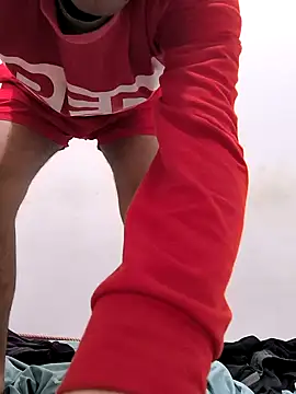 Snapshot of twinkarabboy chatting on February 7, 2026, 12:24 pm twinkarabboy online show from February 7, 2026, 12:24 pm