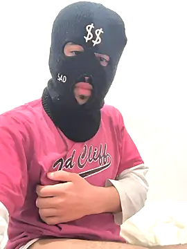 Snapshot of twinkarabboy chatting on March 11, 2026, 10:48 pm twinkarabboy online show from March 11, 2026, 10:48 pm