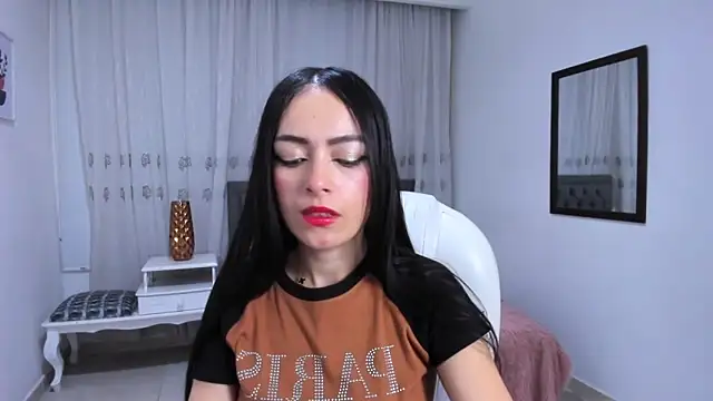 Victoria Piercee online show from December 22, 2025, 2:01 am