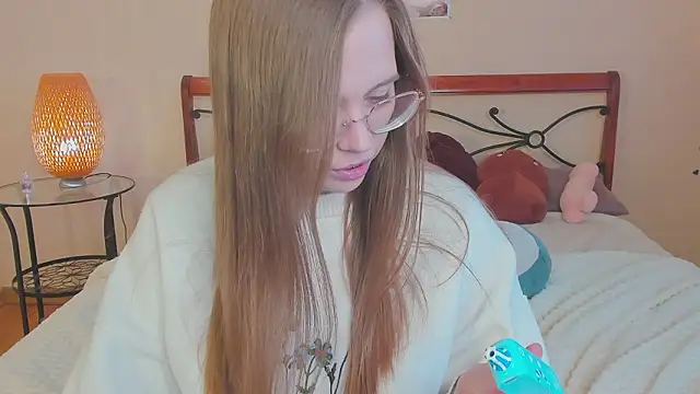 Snapshot of miya_soft chatting on February 3, 2026, 6:22 am miya soft online show from February 3, 2026, 6:22 am