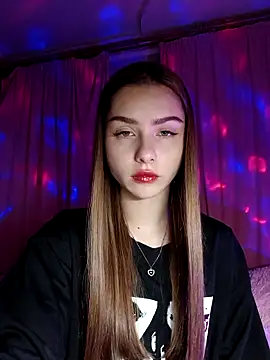 BitterPeach online show from December 22, 2025, 5:46 pm