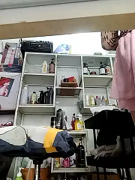 SARA6926969 online show from January 7, 2026, 7:13 am