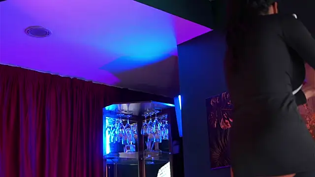 AstridVex online show from April 2, 2026, 8:26 pm