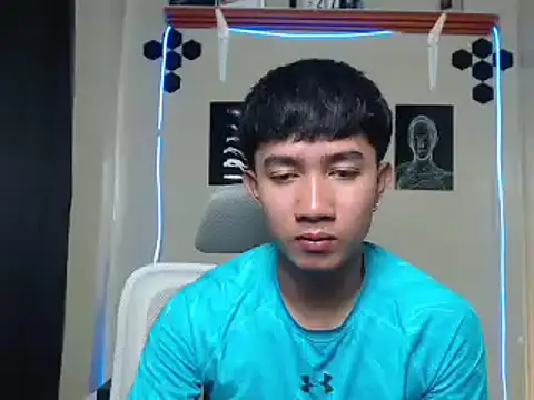 Snapshot of Ur_hottestjonny chatting on July 28, 2026, 11:17 am Ur hottestjonny online show from July 28, 2026, 11:17 am