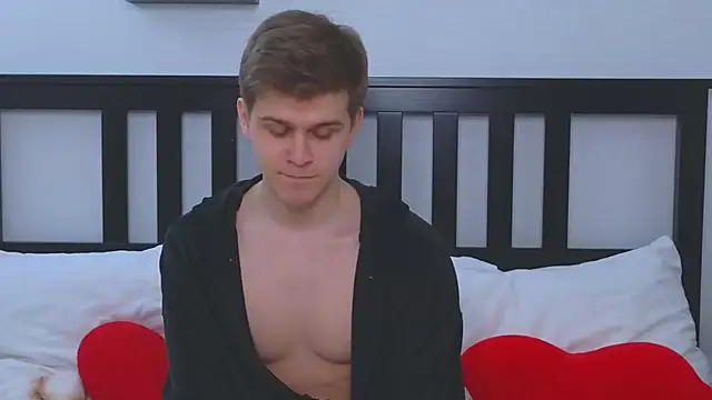 Snapshot of NickJohnas chatting on February 11, 2026, 11:21 am NickJohnas online show from February 11, 2026, 11:21 am