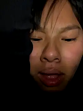 Snapshot of Nika-be chatting on December 22, 2025, 2:28 pm Nika-be online show from December 22, 2025, 2:28 pm