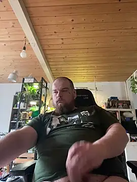 YoursxTruly online show from February 26, 2026, 11:10 am