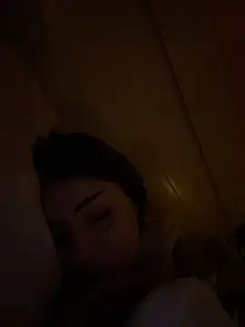 SilkyMira online show from April 12, 2026, 8:01 pm