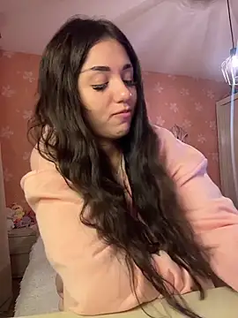 SilkyMira online show from March 1, 2026, 7:58 pm