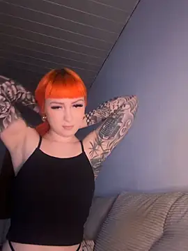 ScarletVixenLive online show from February 25, 2026, 6:52 pm