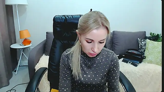 Hanna--Sweet online show from March 18, 2026, 11:35 am