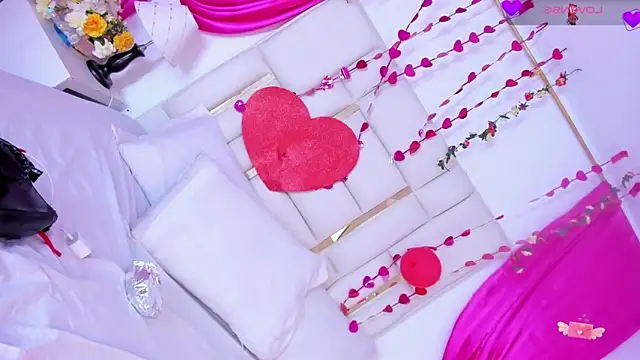 Silvanna-Casstro online show from February 25, 2026, 11:43 am