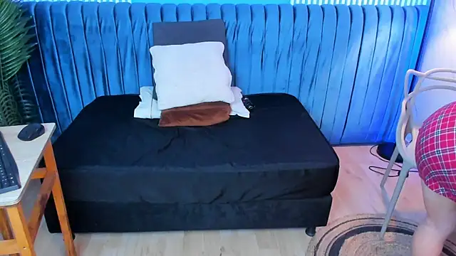 dahianeconnor online show from March 25, 2026, 11:31 am