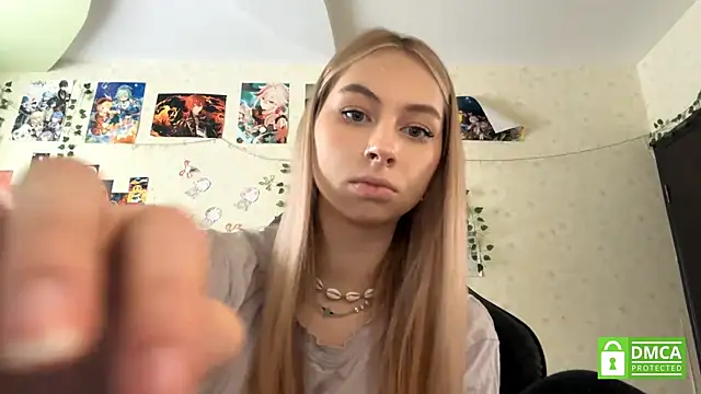 JanelBray online show from February 25, 2026, 11:43 am