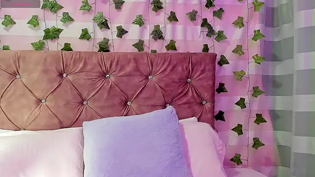 Ayla-marttinez online show from March 20, 2026, 12:22 am