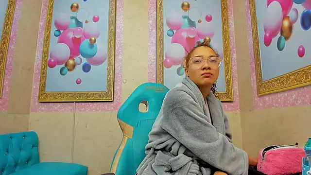 Snapshot of Jadde_Greyy_ chatting on February 22, 2026, 2:47 am Jadde Greyy online show from February 22, 2026, 2:47 am