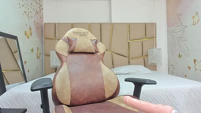 Snapshot of Jadde_Greyy_ chatting on January 16, 2026, 2:37 am Jadde Greyy online show from January 16, 2026, 2:37 am