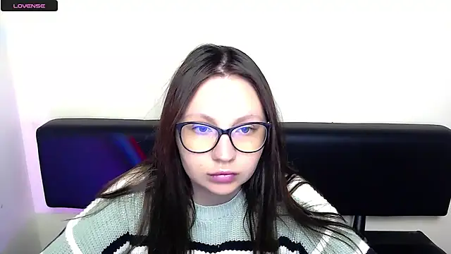 LiliaErmi online show from June 2, 2026, 6:57 am