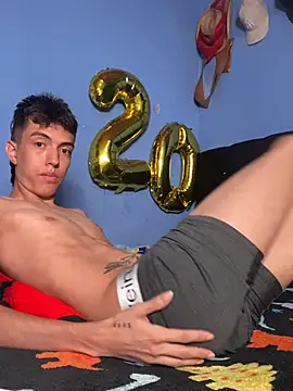 Juan Gomezz26 online show from February 14, 2026, 12:22 am