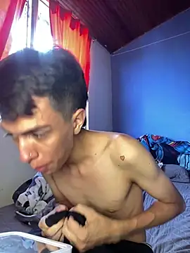 Juan Gomezz26 online show from April 11, 2026, 9:40 pm