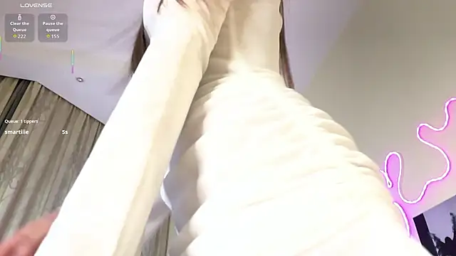 Snapshot of DreamyPalace chatting on February 22, 2026, 1:35 pm DreamyPalace online show from February 22, 2026, 1:35 pm