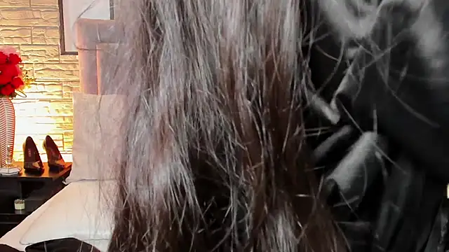 Snapshot of LanaRouse chatting on January 31, 2026, 10:52 pm LanaRouse online show from January 31, 2026, 10:52 pm