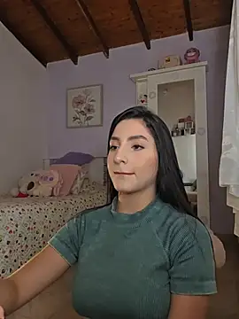 Esmeralda Rossi online show from February 12, 2026, 9:25 pm