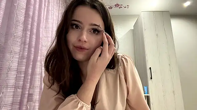 Snapshot of Freya_land chatting on January 10, 2026, 3:51 pm Freya land online show from January 10, 2026, 3:51 pm