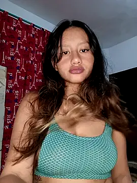 Annalia69 online show from June 19, 2026, 5:52 pm