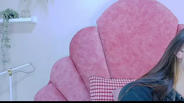 Snapshot of Miia_Anderson chatting on February 26, 2026, 11:43 am Miia Anderson online show from February 26, 2026, 11:43 am