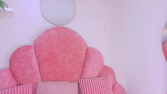 Snapshot of Miia_Anderson chatting on February 3, 2026, 7:52 pm Miia Anderson online show from February 3, 2026, 7:52 pm