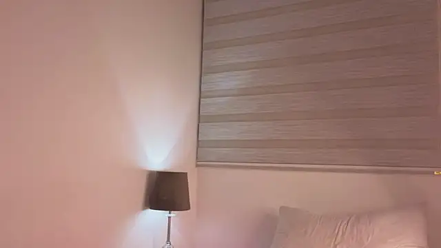 maxxcooper1 online show from December 14, 2025, 3:57 am