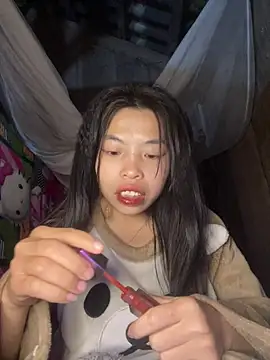 Snapshot of lux-su chatting on February 8, 2026, 11:35 pm lux-su online show from February 8, 2026, 11:35 pm