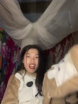 Snapshot of lux-su chatting on February 2, 2026, 4:50 pm lux-su online show from February 2, 2026, 4:50 pm