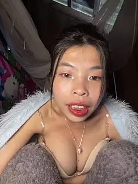 Snapshot of lux-su chatting on February 10, 2026, 6:56 am lux-su online show from February 10, 2026, 6:56 am