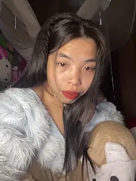 Snapshot of lux-su chatting on February 2, 2026, 3:49 am lux-su online show from February 2, 2026, 3:49 am