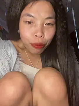 Snapshot of lux-su chatting on February 18, 2026, 6:00 am lux-su online show from February 18, 2026, 6:00 am