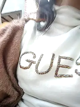 baby8822 online show from December 17, 2025, 6:40 am