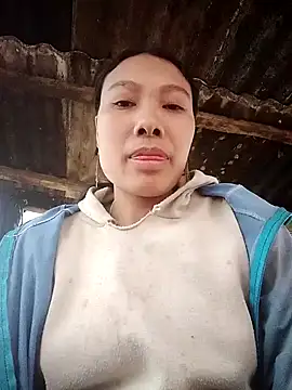 baby8822 online show from December 15, 2025, 1:33 am