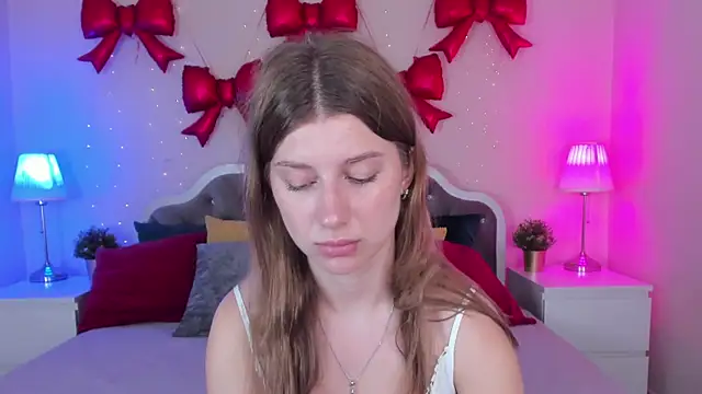 katymeaw online show from June 16, 2026, 1:27 am