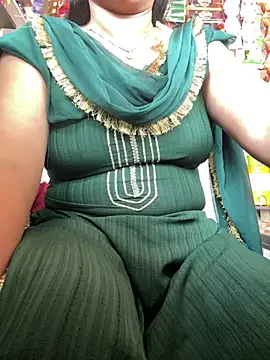 cute mahi001 online show from June 1, 2026, 5:40 am