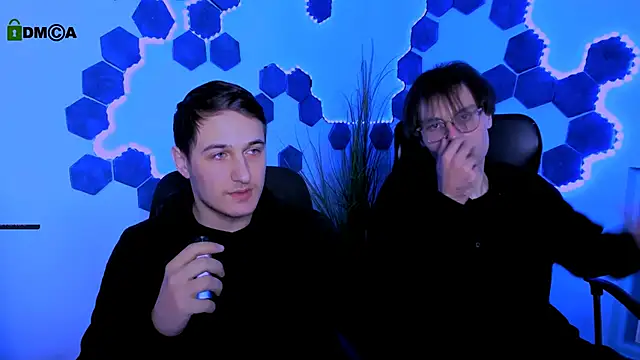 Snapshot of beauty_liam chatting on February 11, 2026, 7:47 pm beauty liam online show from February 11, 2026, 7:47 pm