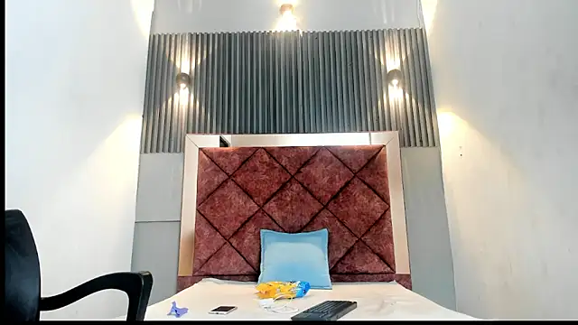 Snapshot of TAYSON_SCOTT chatting on December 19, 2025, 12:07 pm TAYSON SCOTT online show from December 19, 2025, 12:07 pm