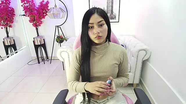 Carolina cherry online show from February 25, 2026, 12:16 pm