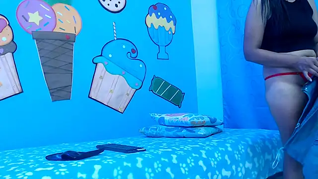 Snapshot of NOVAHOT98 chatting on February 13, 2026, 5:57 pm NOVAHOT98 online show from February 13, 2026, 5:57 pm