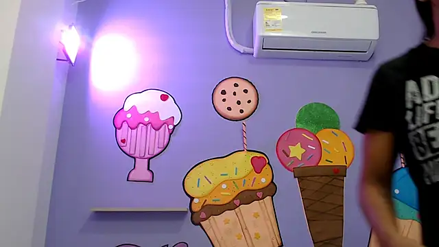 Snapshot of NOVAHOT98 chatting on January 17, 2026, 8:01 pm NOVAHOT98 online show from January 17, 2026, 8:01 pm