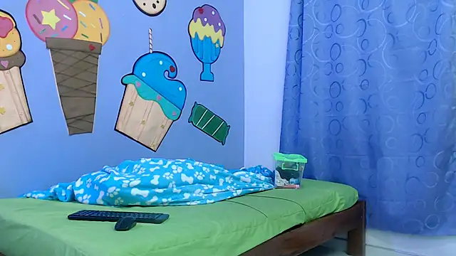 Snapshot of NOVAHOT98 chatting on January 16, 2026, 8:13 pm NOVAHOT98 online show from January 16, 2026, 8:13 pm