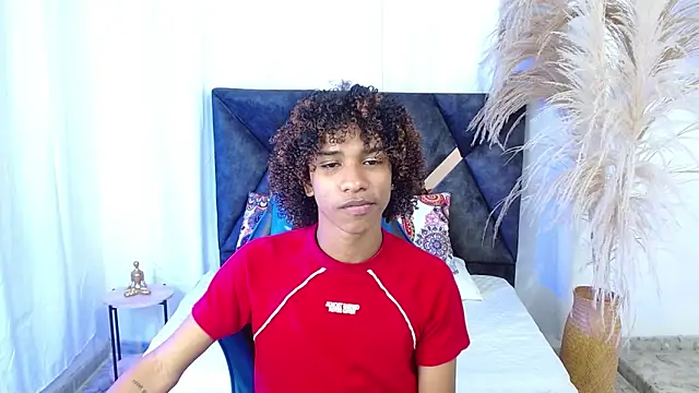 angelll18  online show from January 16, 2026, 8:24 pm