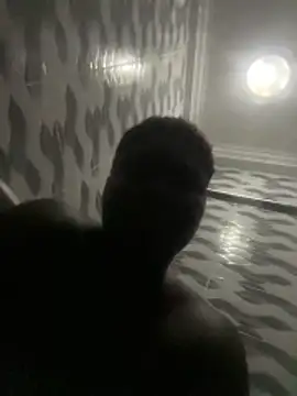 melaninpoppop online show from December 18, 2025, 1:22 am